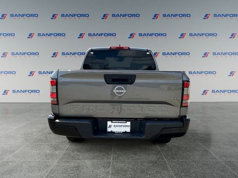 Used 2022 Nissan Frontier S w/ Technology Package AWD/4WD image 4