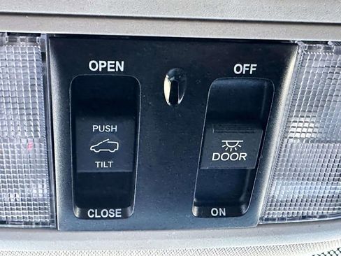 Certified 2025 Honda Odyssey EX-L image 35