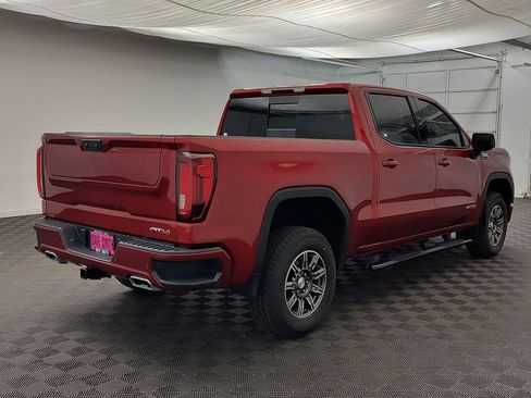 Used 2024 GMC Sierra 1500 AT4 w/ AT4 Preferred Package AWD/4WD image 9