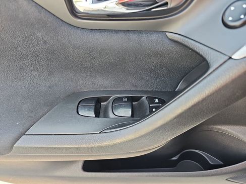 Used 2015 Nissan Altima 2.5 S w/ Power Driver Seat Package FWD image 25