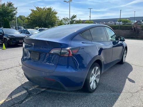 Used 2021 Tesla Model Y Long Range AWD/4WD image 4
