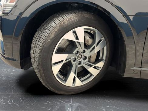 Used 2022 Audi e-tron Premium w/ Towing Package image 39