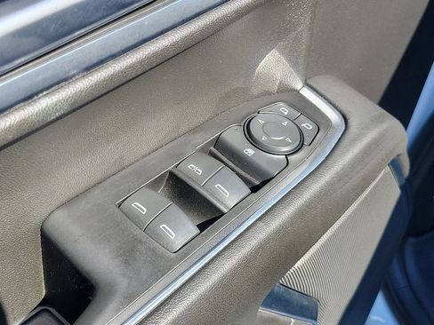 Used 2023 GMC Sierra 1500 SLE image 19