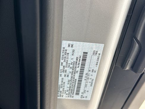 Used 2025 Ford Transit 350 XL image 39