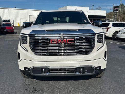 Used 2023 GMC Sierra 1500 Denali w/ Denali Reserve Package image 3