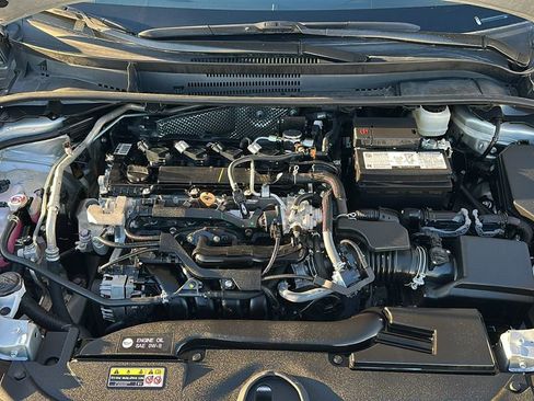 Used 2025 Toyota Corolla LE image 3