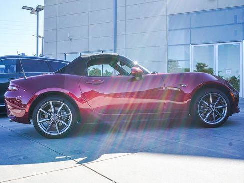 Used 2023 MAZDA MX-5 Miata Grand Touring image 8