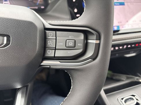 New 2026 Jeep Cherokee Overland AWD/4WD image 18