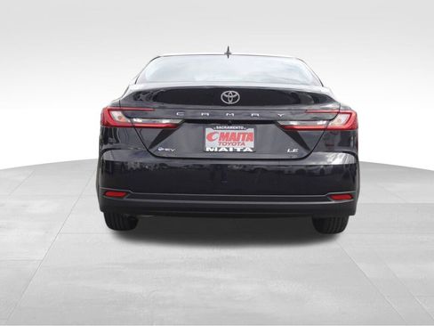 Certified 2025 Toyota Camry LE image 4