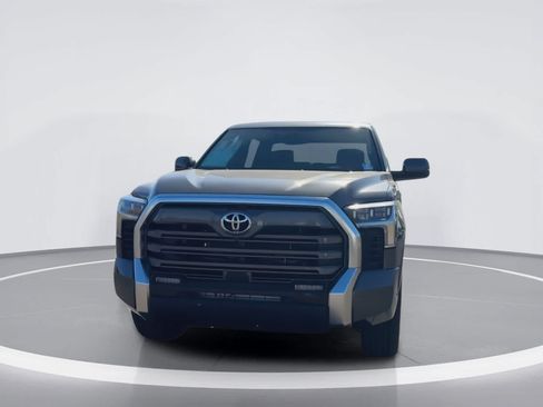Used 2026 Toyota Tundra Limited AWD/4WD image 3