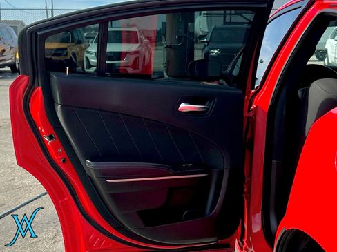 Used 2022 Dodge Charger SXT RWD image 20