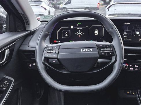 New 2025 Kia EV6 Light AWD/4WD image 18