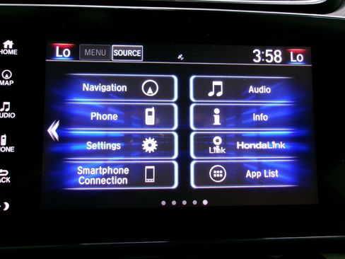 Used 2018 Honda CR-V Touring image 5
