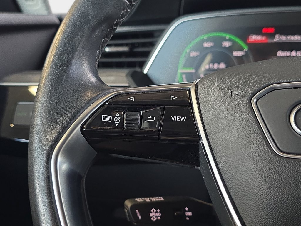 Used 2024 Audi Q8 e-tron Premium AWD/4WD image 18