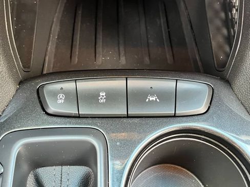 Used 2023 Chevrolet TrailBlazer LT FWD image 34