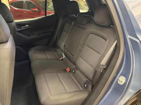 Used 2025 Chevrolet Equinox LT AWD/4WD image 38