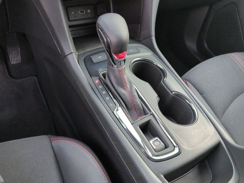 Certified 2023 Chevrolet Equinox RS image 20