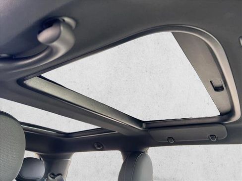 Used 2022 MINI Cooper S image 26