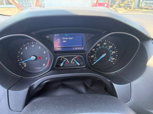 Used 2014 Ford Focus SE FWD image 14