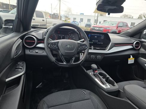 New 2026 Chevrolet Trax RS image 18