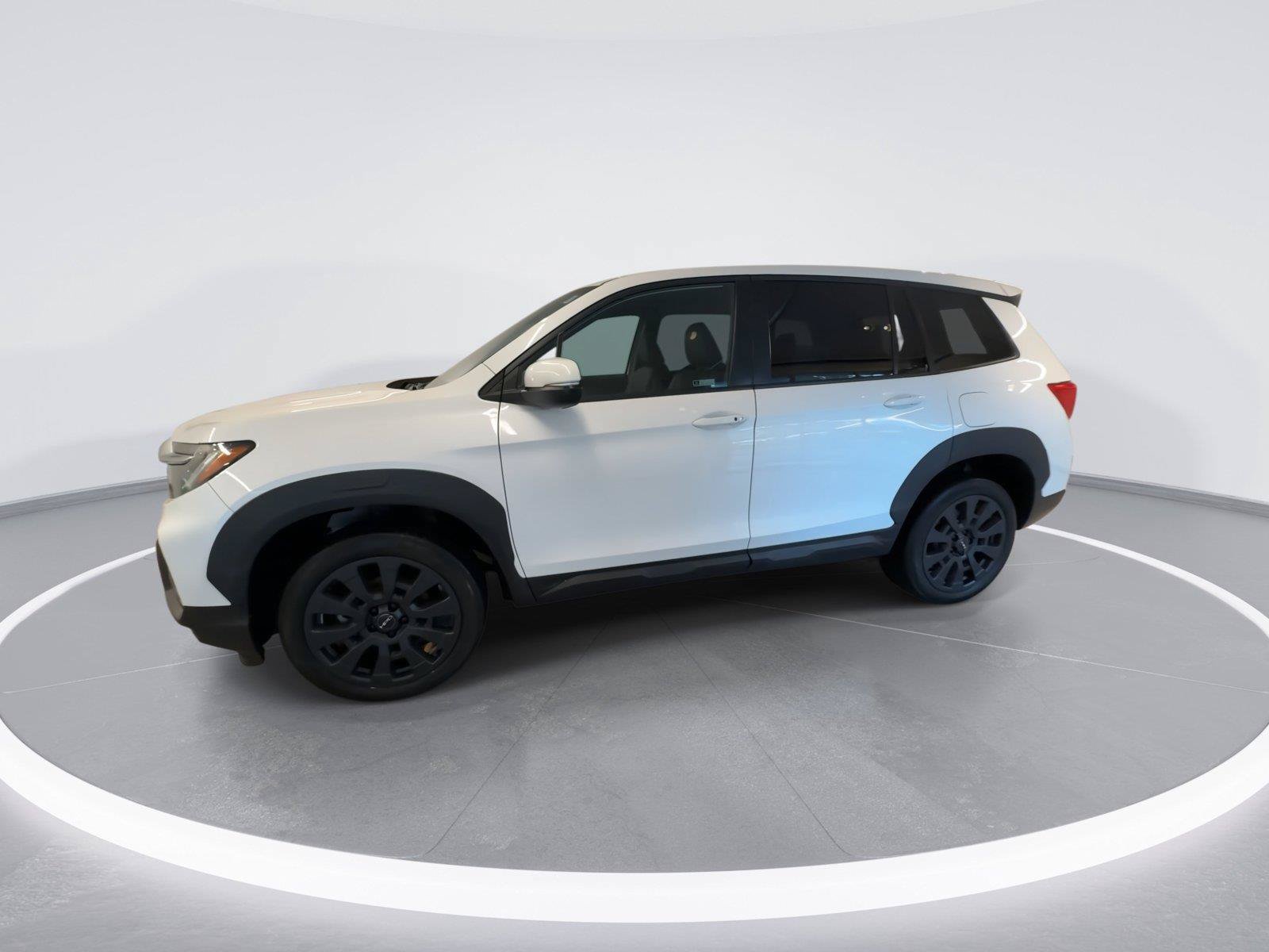 Used 2023 Honda Passport EX-L image 5