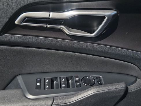 New 2026 Kia Sportage EX FWD image 24