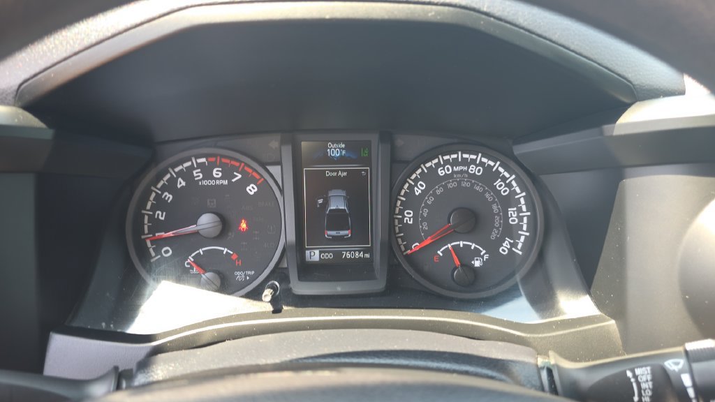 Used 2021 Toyota Tacoma SR w/ SR Convenience Package RWD image 14