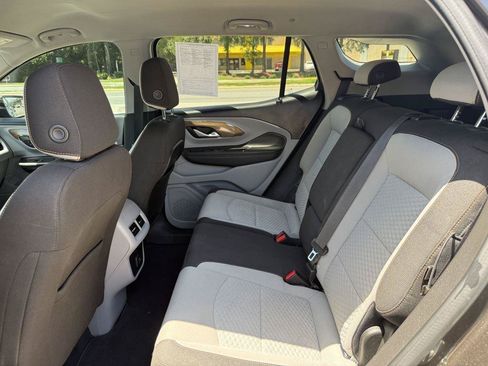 Used 2020 GMC Terrain SLE FWD image 10