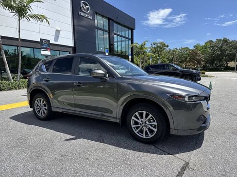 Certified 2024 MAZDA CX-5 AWD 2.5 S w/ Preferred Package image 6