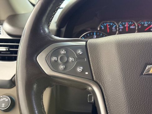 Used 2019 Chevrolet Tahoe LT w/ Luxury Package AWD/4WD image 32