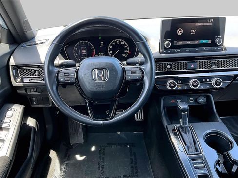 Used 2023 Honda Civic Sport image 5