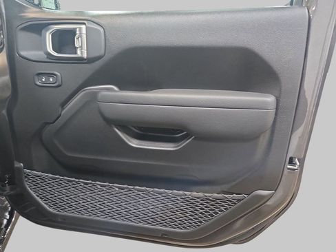 New 2026 Jeep Gladiator Sport AWD/4WD image 11