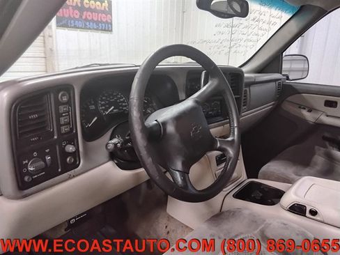 Used 2001 Chevrolet Tahoe LS w/ LS Preferred Equipment Group AWD/4WD image 11
