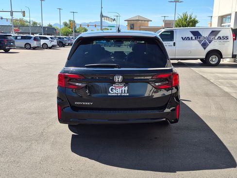 Used 2025 Honda Odyssey EX-L image 7