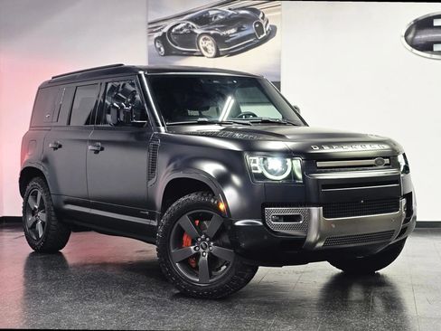 Used 2023 Land Rover Defender 110 X AWD/4WD image 1