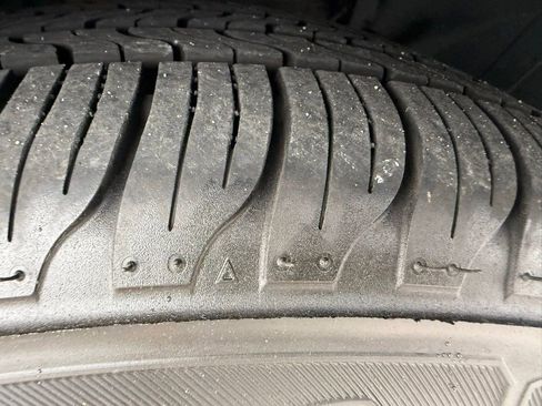 Used 2021 Nissan Sentra SV FWD image 20