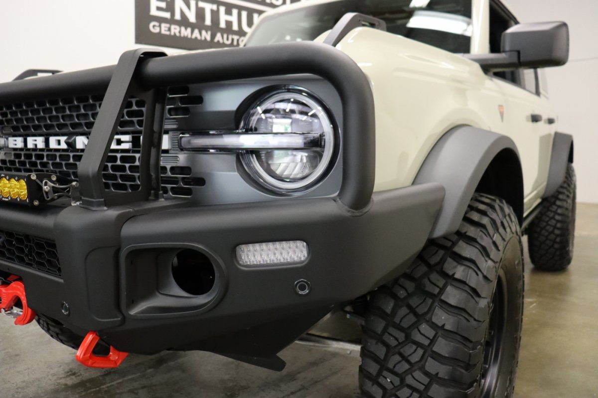 Used 2026 Ford Bronco Badlands AWD/4WD image 9