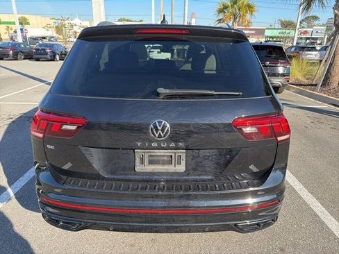 Certified 2023 Volkswagen Tiguan SE R-Line image 10