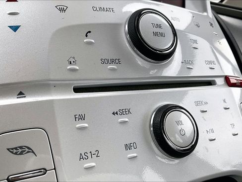 Used 2012 Chevrolet Volt image 34