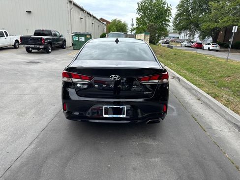 Used 2018 Hyundai Sonata Limited w/ Cargo Package FWD image 10