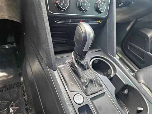 Used 2022 Volkswagen Atlas SE FWD image 12