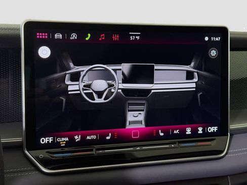 New 2026 Volkswagen Tiguan SE R-Line image 17