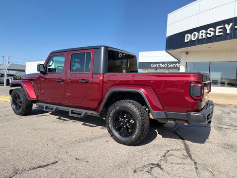 Used 2021 Jeep Gladiator Sport AWD/4WD image 6