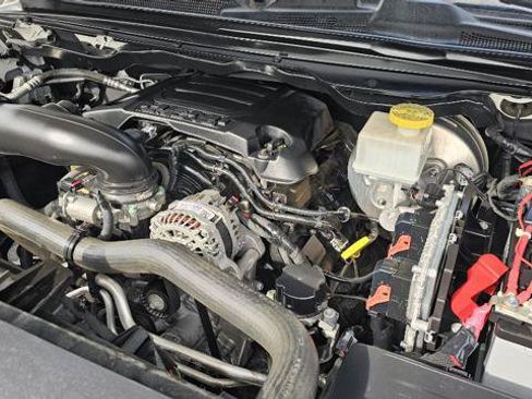 Used 2019 RAM 1500 Big Horn RWD image 12
