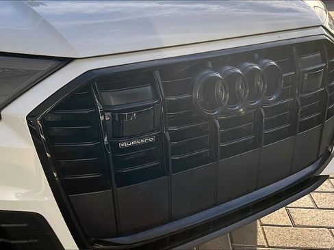 Used 2021 Audi Q7 3.0T Prestige w/ Prestige Package image 31