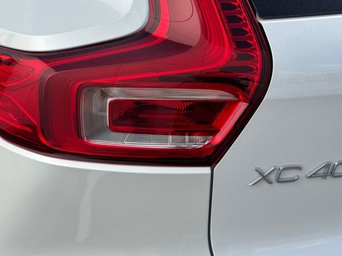 Certified 2026 Volvo XC40 B5 Plus w/ Protection Package Premier AWD/4WD image 33