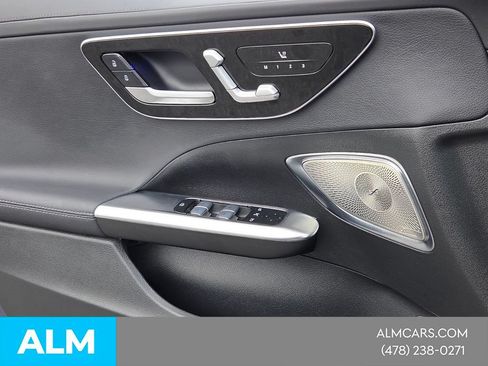 Used 2024 Mercedes-Benz C 300 Sedan image 27