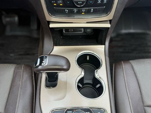 Used 2014 Jeep Grand Cherokee Summit AWD/4WD image 17