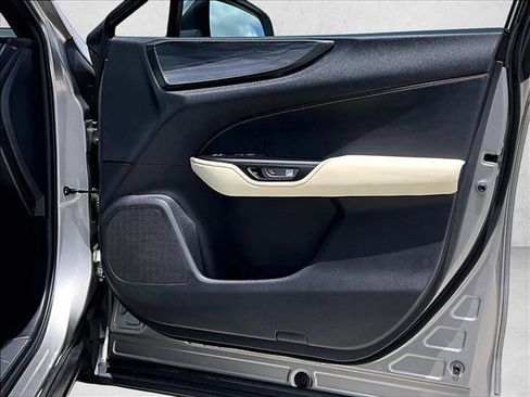 Used 2023 Lexus NX 250 FWD image 19