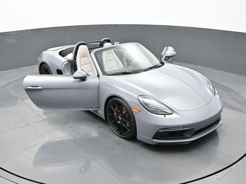 Used 2025 Porsche 718 Boxster GTS RWD image 28